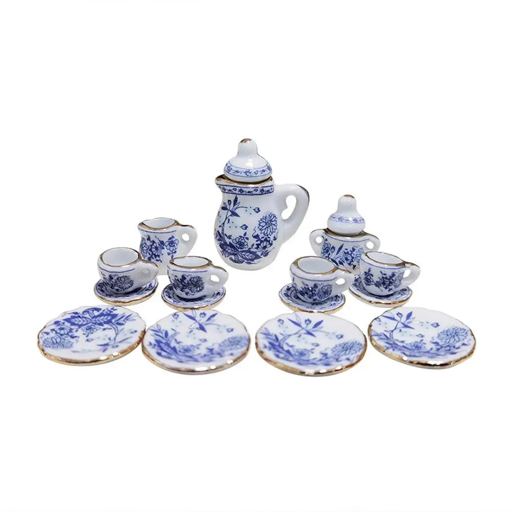 Miniature Dollhouse Wine Glass Set